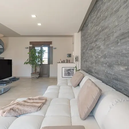 Apartman Charming La Pollona *